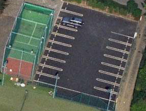 テニス専用駐車場